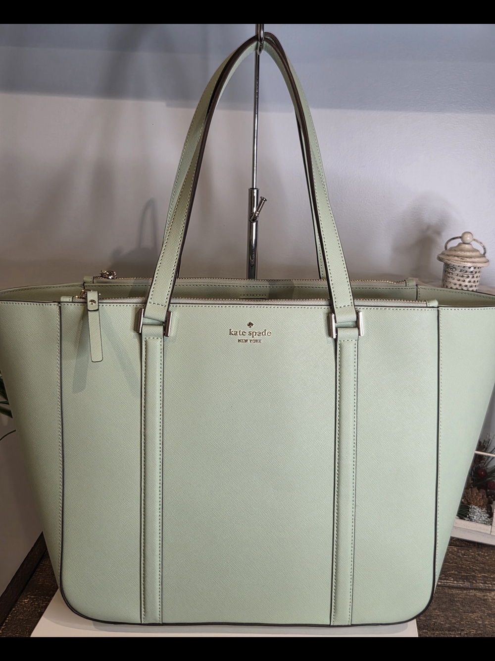 Kate Spade Newbury Lane Briar Saffiano Leather Tote – Light Mint Green (NWT)